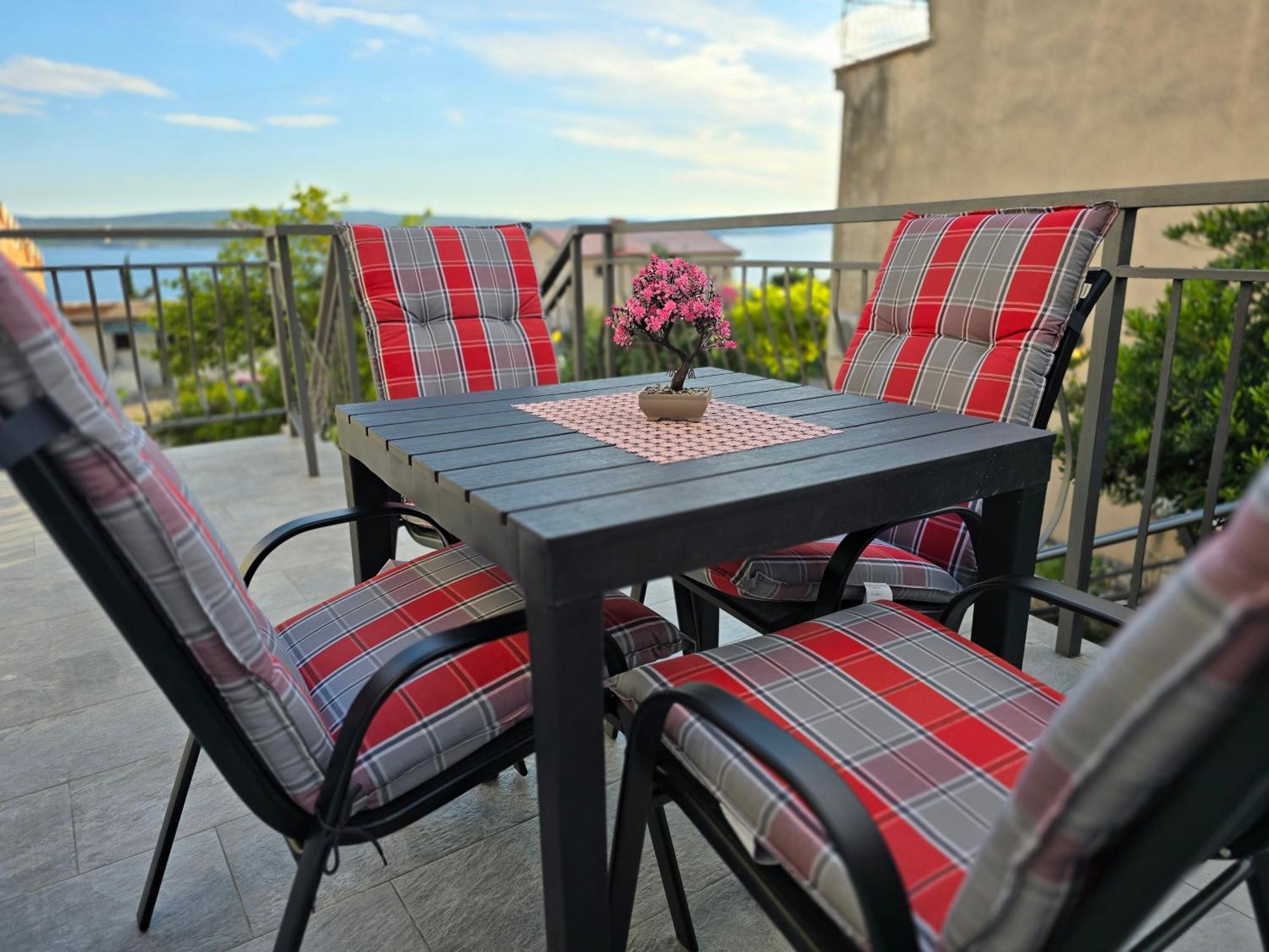 Aneta Apartment Crikvenica Bagian luar foto